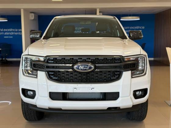 FORD RANGER 2.0 TURBO DIESEL CD BLACK 4X2 AUTOMÁTICO